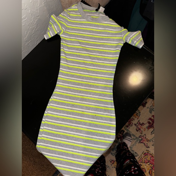 H&M dress - Picture 3 of 4